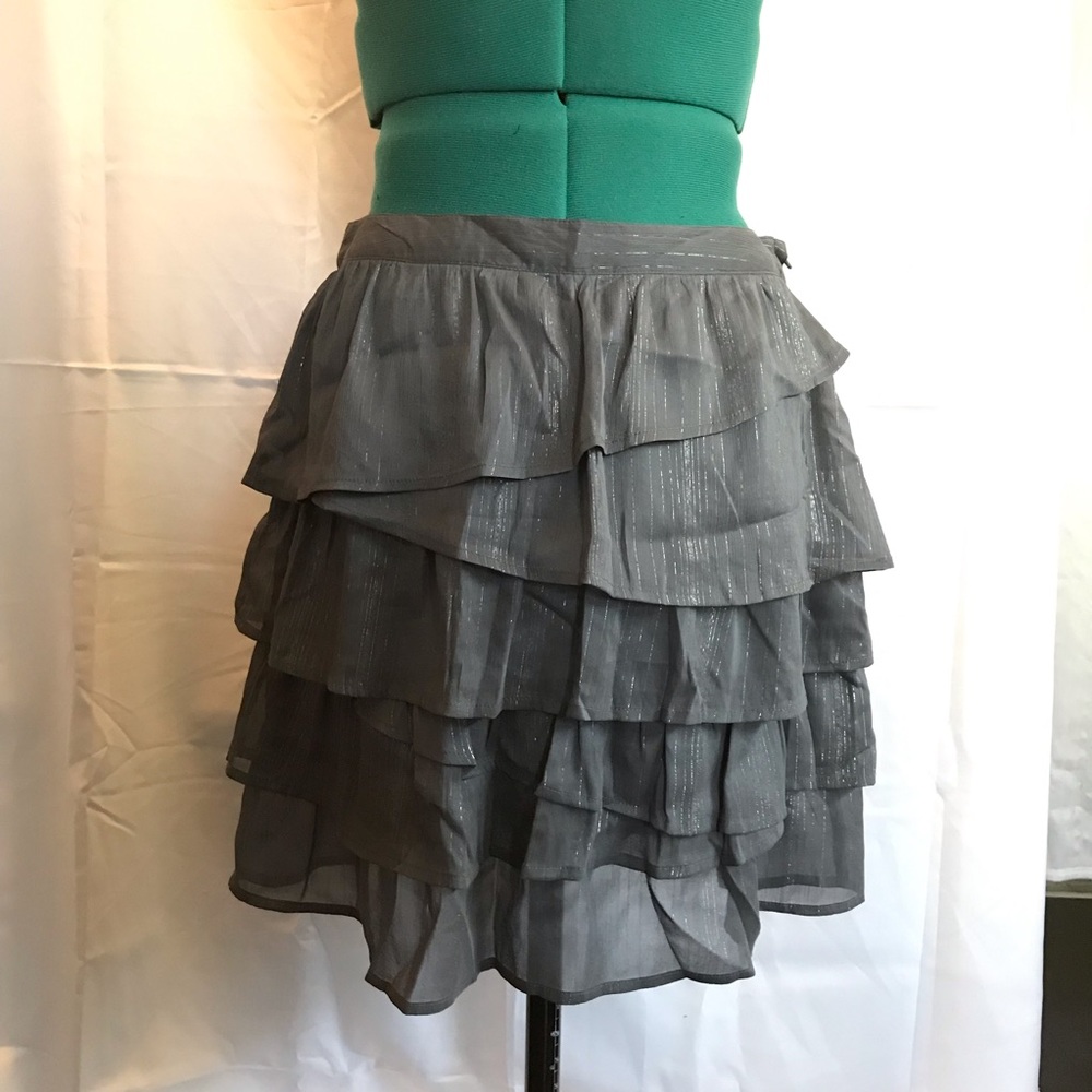 DONATING SOON H&M shimmering layered skirt